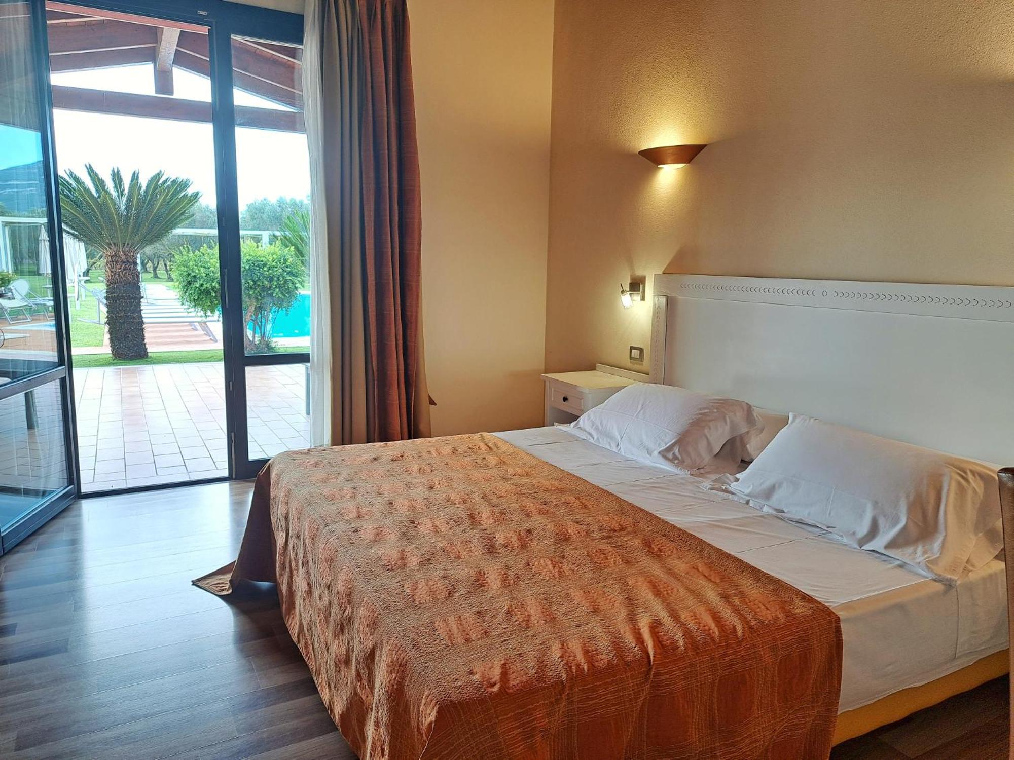 Villa Barbarina Nature Resort Santa Maria la Palma Exterior photo